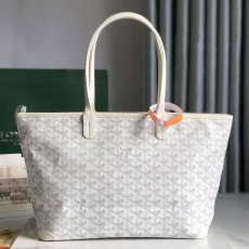 Goyard Shopping Bags